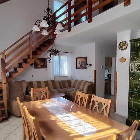 بيت للعطل Hausambalaton *