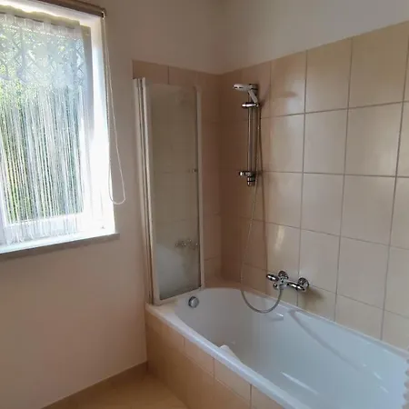 Semesterbostad Hausambalaton