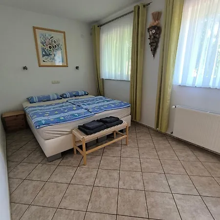 Feriehus Hausambalaton Balatonakali